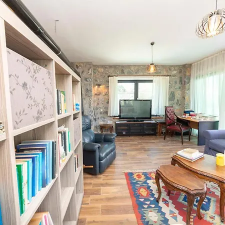 Eclectic Studio Near Sea In Bodrum アパート *